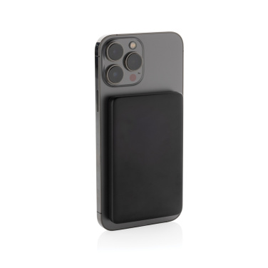Logotrade Werbeartikel das Foto: Orion 5.000mAh 5W magnetische Powerbank aus RCS rec. Alu