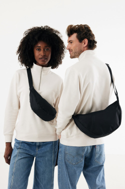 Logotrade werbemittel das Foto: Crescent XL AWARE™ RPET Half-Moon Sling Tasche