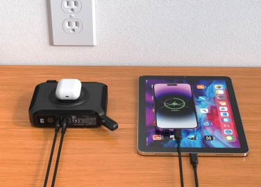 Logotrade promotional product image of: Urban Vitamin Oxnard 5 in 1 65W universal charger