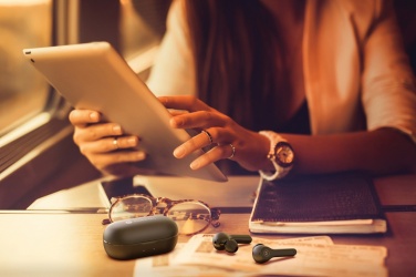 Logo trade business gift photo of: Motorola IPX5 TWS MOTO buds 85