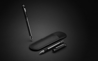 Logotrade promotional gift image of: Swiss Peak deluxe pen set in PU pouch