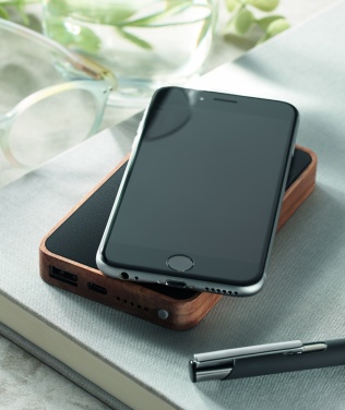 Logo trade promotional gift photo of: Wireless 4000 mAh Power bank