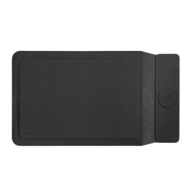 Logo trade promotional gifts picture of: Swiss Peak 15W magnetic charging laptop sleeve 14-15,6"