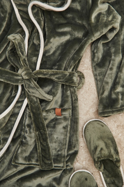 Logo trade reklaamkingid foto: VINGA Louis luksuslik plüüsist hommikumantel, suurus S-M