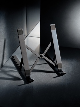 Logo trade firmakingi pilt: Terra RCS taaskasutatud alumiiniumist universaalne sülearvuti/tahvelarvuti alus