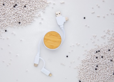 Logotrade reklaamtoote foto: RCS taaskasutatud plastist Ontario 6-in-1 sissetõmmatav kaabel