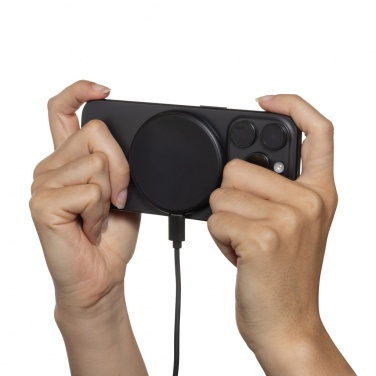 Logotrade reklaamtoote foto: Magnapad 15W RCS rplastist magnetiline 3 in 1 laadimisalus