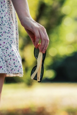 Logotrade reklaamtooted pilt: Bambusest ja RCS taaskasutatud plastikust päikeseprillid