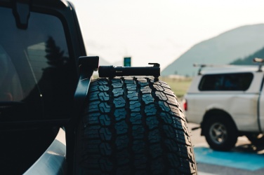 Logo trade reklaamkingituse pilt: Gear X RCS taaskasutatud alumiiniumist suure jõudlusega auto taskulamp