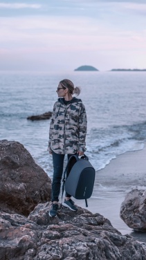 Logo trade reklaamkingi pilt: Bobby Hero tavaline, vargusevastane seljakott