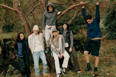 Logo trade ärikingi pilt: Iqoniq Meru naiste taaskasutatud polüestrist vest