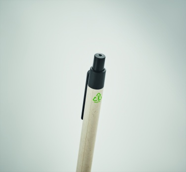 Logotrade meene foto: Piimakarbis paberist pastapliiats