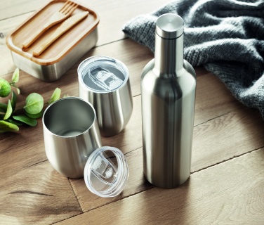 Logotrade meene foto: Kaheseinaline pudeli ja kruusi komplekt