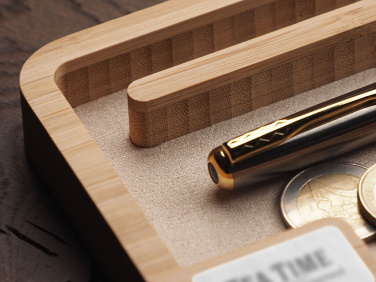 Logotrade meene foto: Puidust lauakorraldaja 1818292