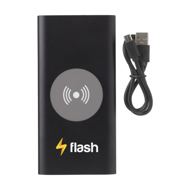 Logotrade ärikingituse foto: Alumiiniumist 8000 traadita akupank