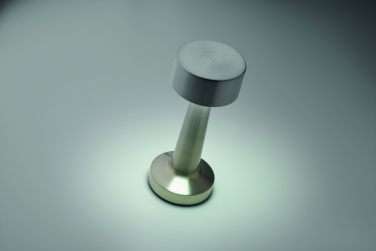 Logo trade ärikingid foto: HIERLUZ laetav rauast laualamp