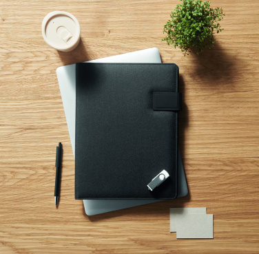 Logo trade reklaamkingid foto: BURGUS A4 kaust ja juhtmevaba laadija