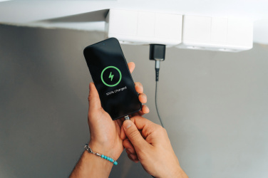 Logotrade firmakingid pilt: Urban Vitamin Monterey RCS taaskasutatud plastist laadija