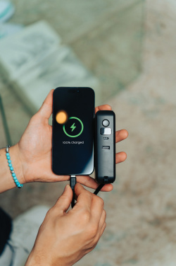 Logotrade reklaamtooted pilt: Urban Vitamin Eureka hübriid 10000mah akupank 65W