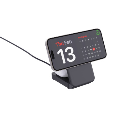 Logotrade reklaamkingi foto: Urban Vitamin Arcadia RCS plastikust 15W 3in1 magnetiline laadija