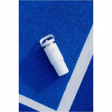 Logo trade liikelahja mainoslahja tuotekuva: Stanley 890 ml:n IceFlow™ juomamuki kääntyvällä pillillä