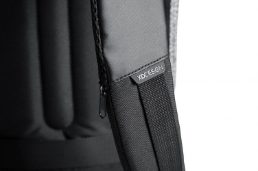 Logo trade liikelahjat tuotekuva: Urban varkaudenesto- ja viiltosuojattu reppu