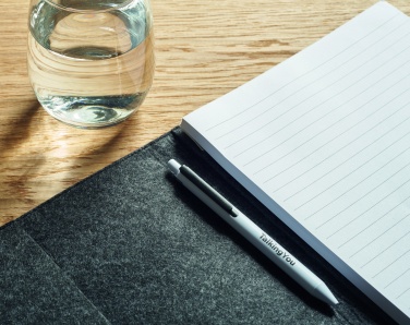 Logo trade mainoslahja kuva: A4-konferenssikansio RPET:stä