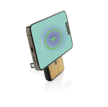 Logotrade liikelahja mainoslahja kuva: Zen RCS 5000 mah 5W magneettinen bambu virtalähde