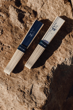 Logotrade mainoslahjat ja liikelahjat tuotekuva: VINGA Out of Office -käsiviuhka