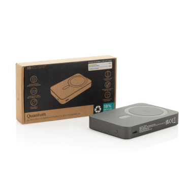 Logotrade liikelahja mainoslahja kuva: Quantum ultra-nopea 10 000 mAh magneettinen 25 W powerbank.