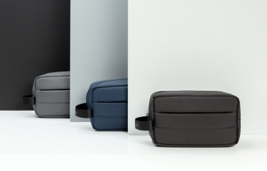 Logotrade reklaminės dovanos nuotrauka: Impact AWARE™ RPET tualeto reikmenų krepšys