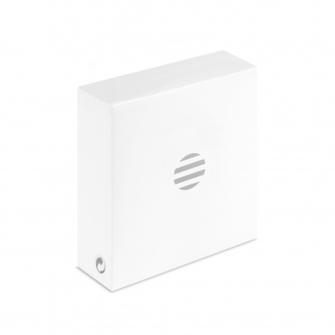 Logotrade ziemassvētku dāvanas foto: Pārstrādāts 15 W bezvadu lādētājs