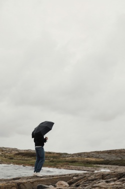 Логотрейд pекламные подарки картинка: Зонт VINGA Baltimore AWARE™ RPET 21 дюйм