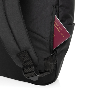 Logotrade reklamprodukter bild: Swiss Peak Aware™ RPET Leonard 15,6 laptop ryggsäck