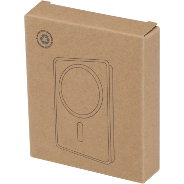 Logotrade reklamprodukter bild: Acrab 10 000 mAh 15 W magnetisk trådlös powerbank med 20 W PD – tillverkad av återvunnen plast