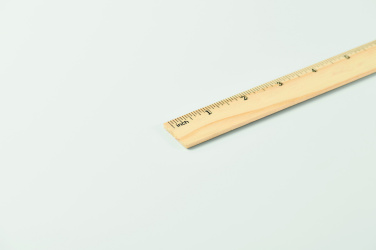 Logotrade profilprodukter bild: Trälinjal 20 cm