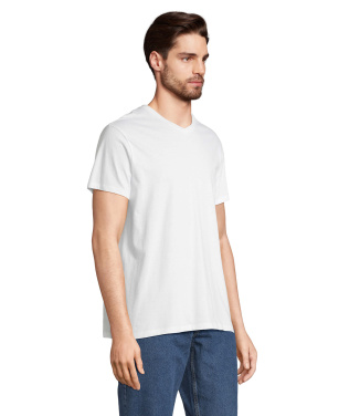Logotrade profilprodukter bild: REGENT V  V-NECK T-SHIRT